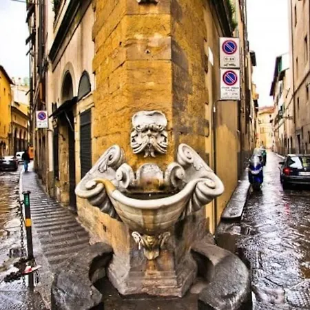 Ponte Vecchio Flat-2